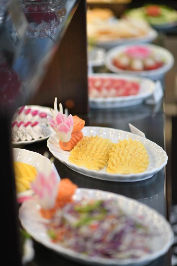 Hanoi Elpis Hotel & Spa Bagian luar foto