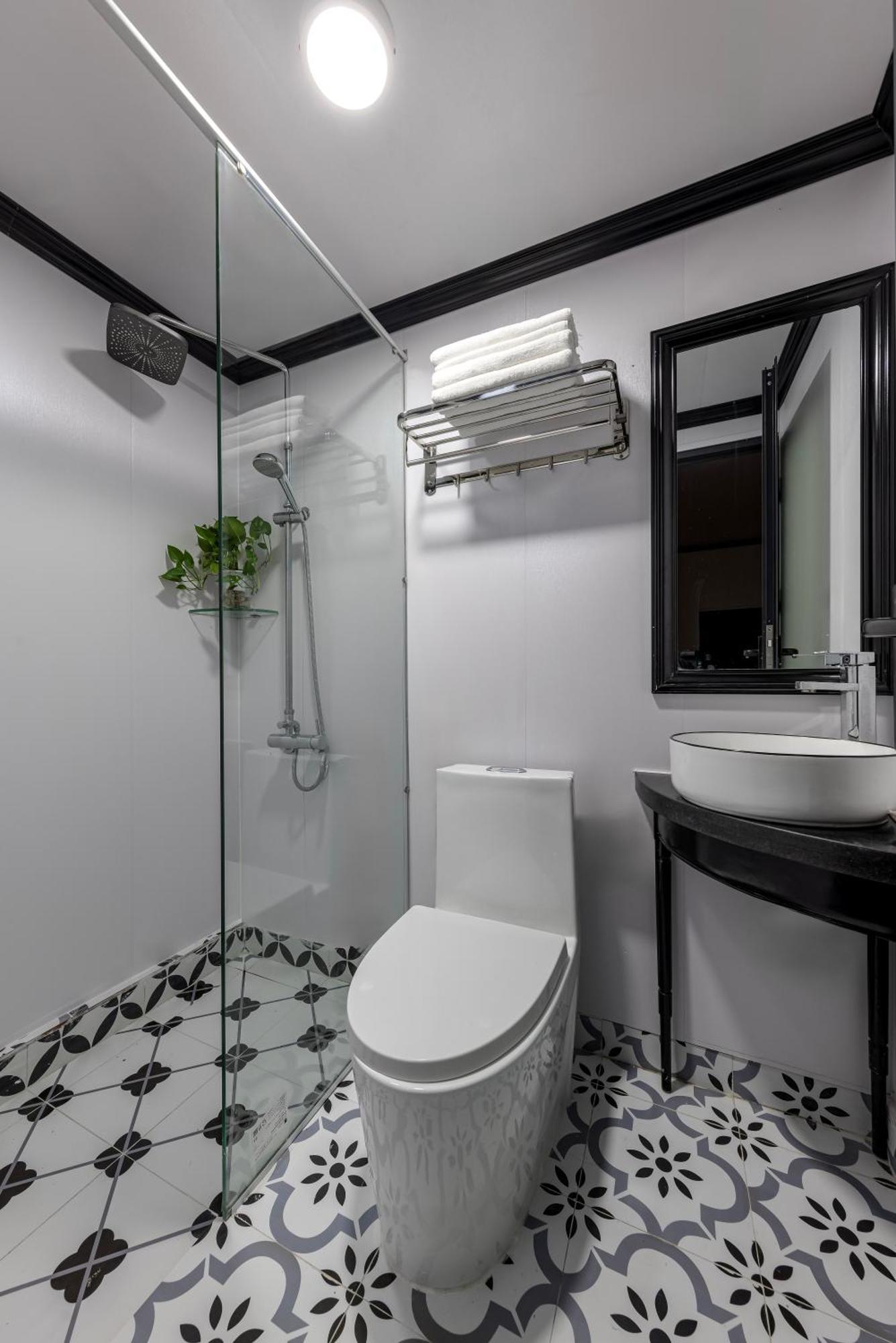 Hanoi Elpis Hotel & Spa Bagian luar foto