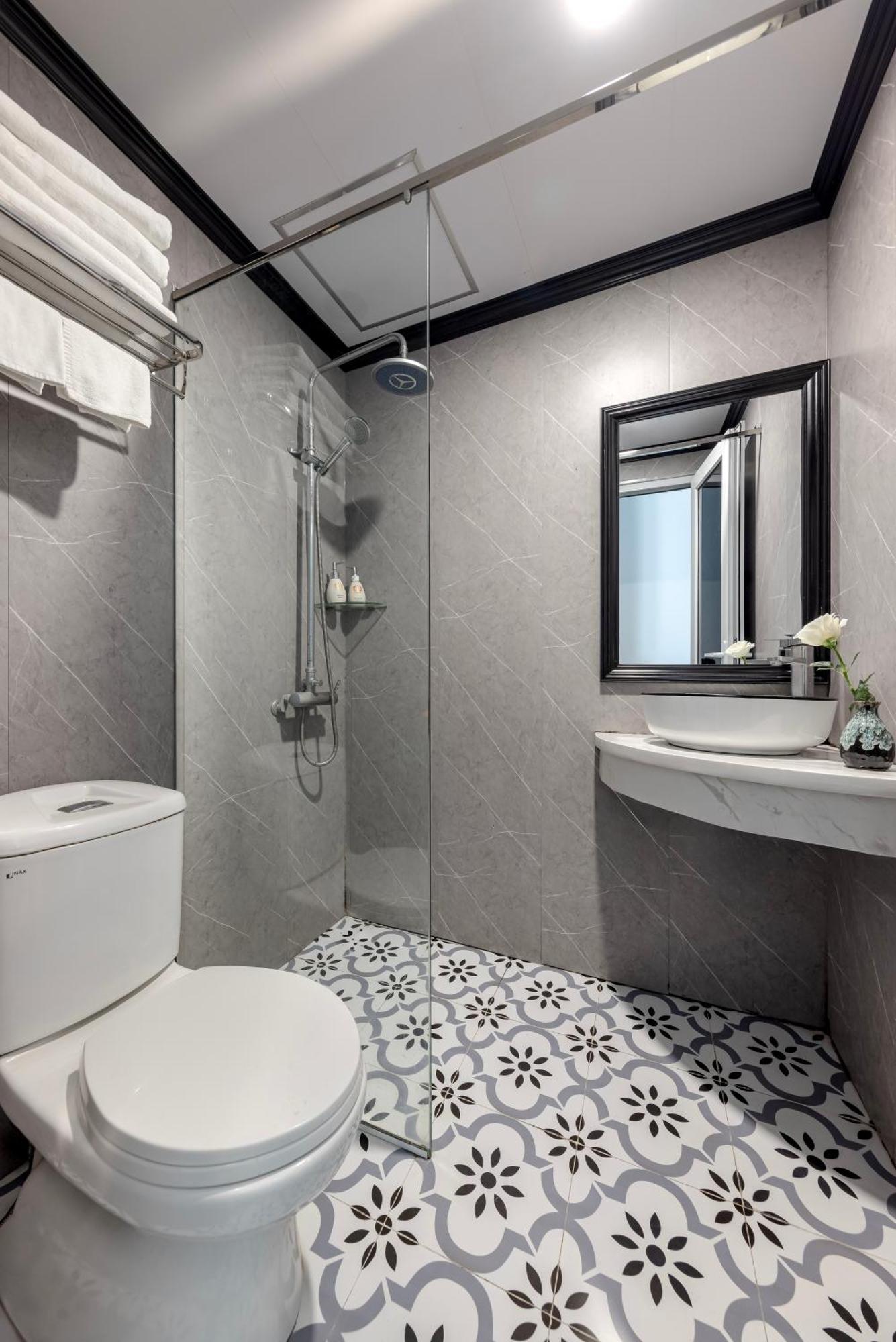Hanoi Elpis Hotel & Spa Bagian luar foto